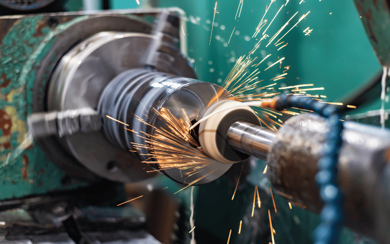 Precision cylindrical grinding operation